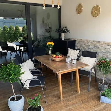 アパート Koerperzeit